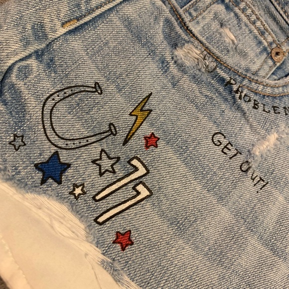 American Eagle Vintage High Rise Shorts size 4 - Picture 3 of 9